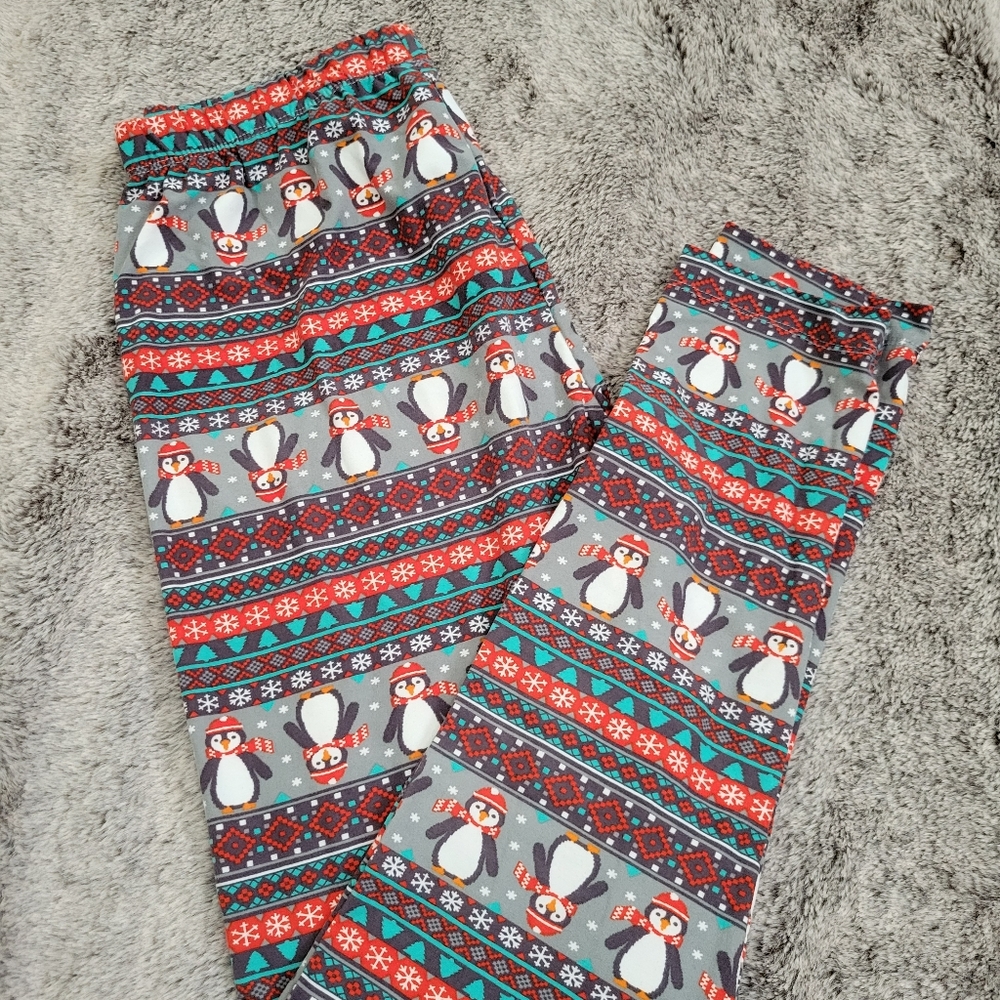 No Boundaries Penguin Leggings